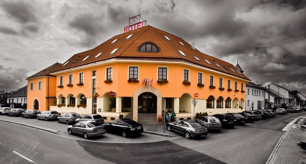 Hotel N Znojmo Exterior foto